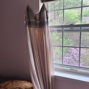 Bridesmaid/ prom/ wedding guest gown